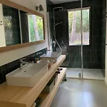Des Dunes Emak Bakia Villa